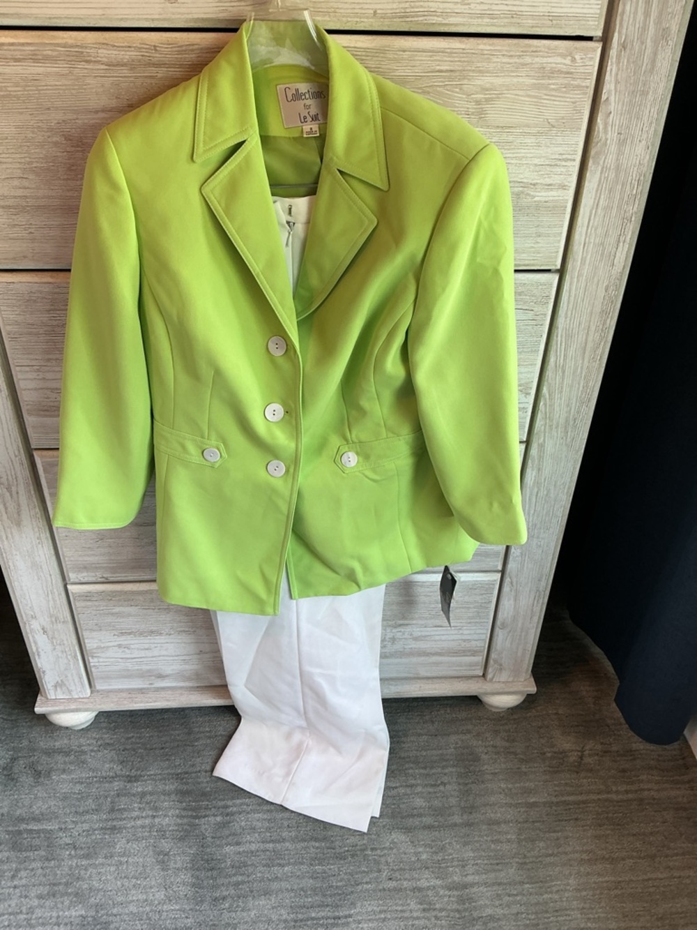 NWT Collections for LeSuit ladies pantsuit